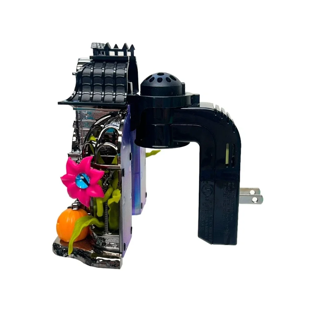Bath & Body Works Wallflower Plug-In 2021 Halloween Haunted House Projector Bats - Picture 6 of 8